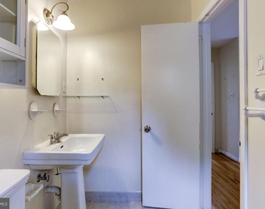 3638 Alton Place Nw - Photo Thumbnail 14