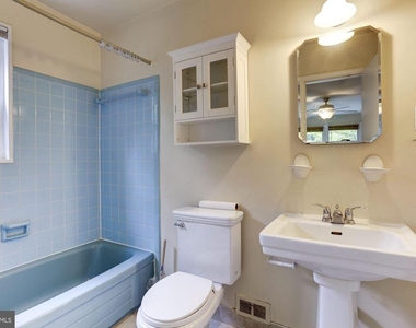 3638 Alton Place Nw - Photo Thumbnail 16