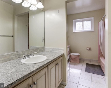 3638 Alton Place Nw - Photo Thumbnail 21