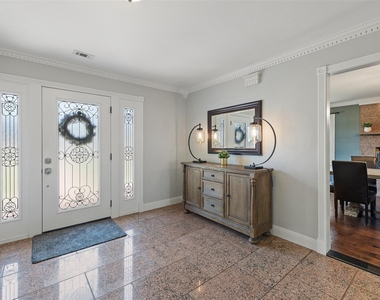 17700 N Rim Dr - Photo Thumbnail 11