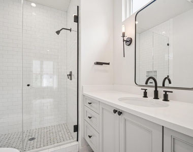 2518 Watkins Way - Photo Thumbnail 16