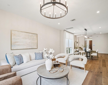 2518 Watkins Way - Photo Thumbnail 7