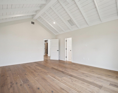 2518 Watkins Way - Photo Thumbnail 15