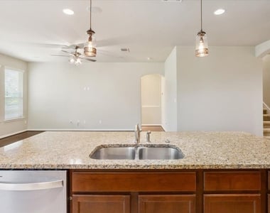 1013 Fred Couples Ct - Photo Thumbnail 15