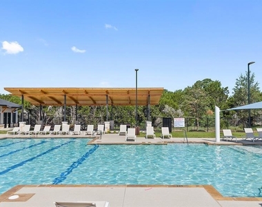 2244 Alamar Walk - Photo Thumbnail 21