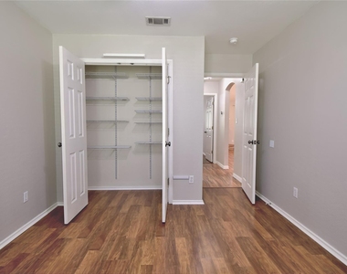 807 Wild Petunia Way - Photo Thumbnail 11