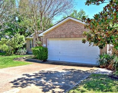 807 Wild Petunia Way - Photo Thumbnail 2