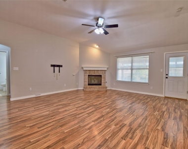 807 Wild Petunia Way - Photo Thumbnail 6