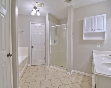 807 Wild Petunia Way - Photo Thumbnail 17