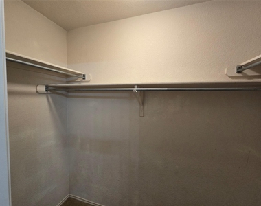 505 Shant St - Photo Thumbnail 22