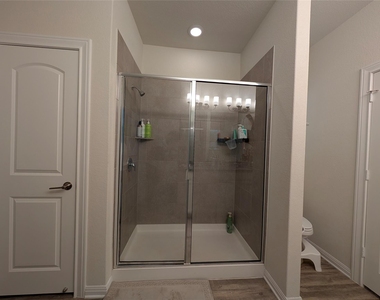 511 Hoot Owl Ln S - Photo Thumbnail 16