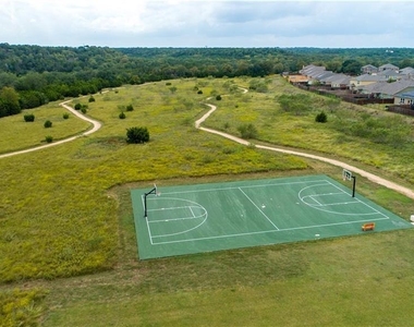 511 Hoot Owl Ln S - Photo Thumbnail 30
