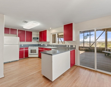 3309 Westhill Dr - Photo Thumbnail 6