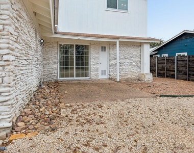 8505a Spearman Dr - Photo Thumbnail 16