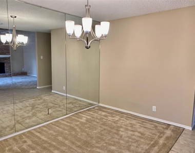 7922 N Ridgeline - Photo Thumbnail 19