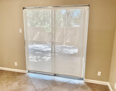 7922 N Ridgeline - Photo Thumbnail 15