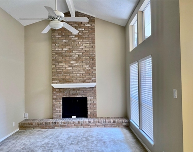 7922 N Ridgeline - Photo Thumbnail 18