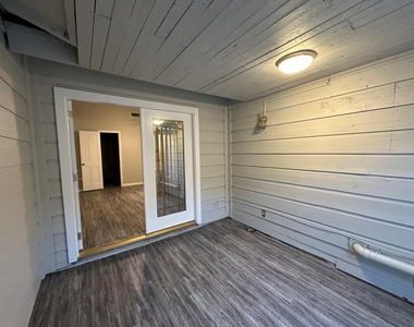 295 Mooring Cir - Photo Thumbnail 24