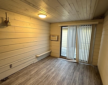 295 Mooring Cir - Photo Thumbnail 23