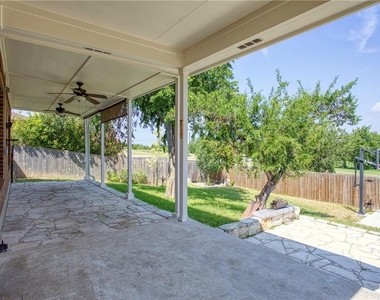 1107 Middle Brook Dr - Photo Thumbnail 34