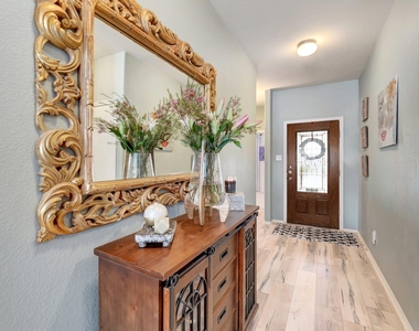 744 Hoot Owl Ln S - Photo Thumbnail 7