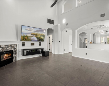 4405 Bandice Ln - Photo Thumbnail 4