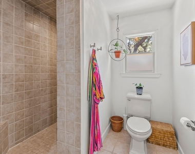1113 W Oltorf St - Photo Thumbnail 17
