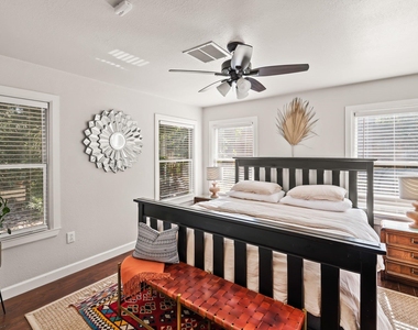 1113 W Oltorf St - Photo Thumbnail 14