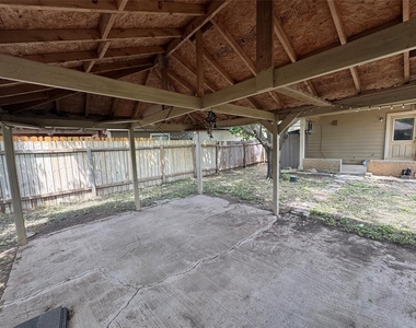 3200 Crownover St - Photo Thumbnail 21