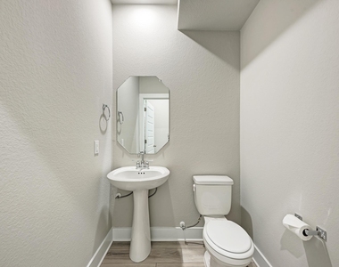7203 Travertine Spring Dr - Photo Thumbnail 22