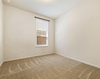 104 Quarryman Dr - Photo Thumbnail 18