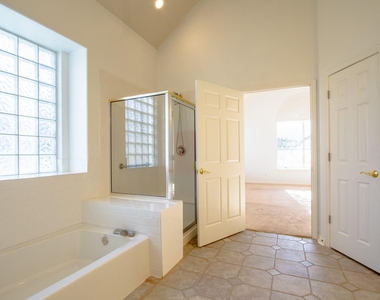 31 Lost Meadow Trl - Photo Thumbnail 22