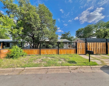 6615 Galindo St - Photo Thumbnail 12