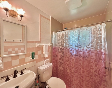 6615 Galindo St - Photo Thumbnail 9