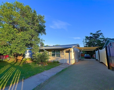6615 Galindo St - Photo Thumbnail 10