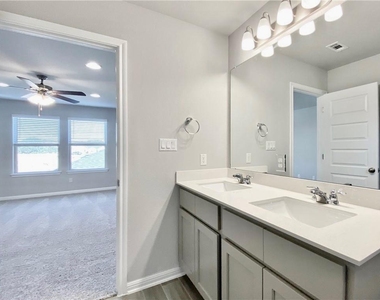 2913 Birch Park Path - Photo Thumbnail 26