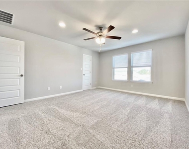 2913 Birch Park Path - Photo Thumbnail 23