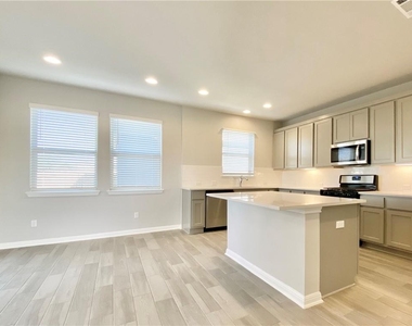 2913 Birch Park Path - Photo Thumbnail 9