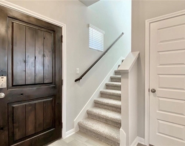 2913 Birch Park Path - Photo Thumbnail 3
