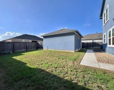 2913 Birch Park Path - Photo Thumbnail 31