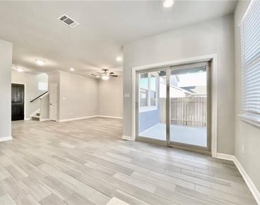 2913 Birch Park Path - Photo Thumbnail 11