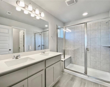 2913 Birch Park Path - Photo Thumbnail 25