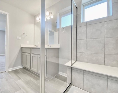 2913 Birch Park Path - Photo Thumbnail 27