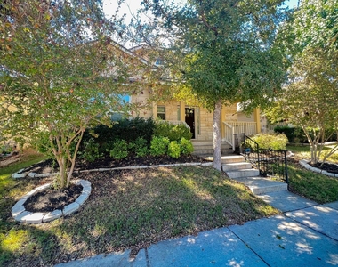 921 Heritage Springs Trl - Photo Thumbnail 1