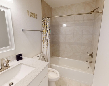 6409 Burns St - Photo Thumbnail 6