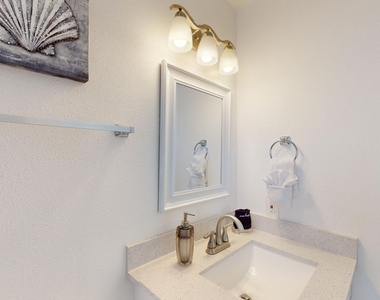 6409 Burns St - Photo Thumbnail 14