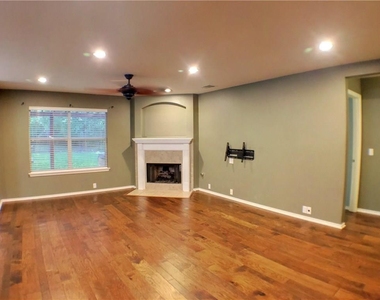 2308 Paradise Ridge Dr - Photo Thumbnail 8