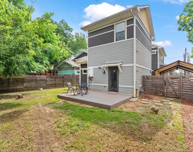 720 Pedernales St - Photo Thumbnail 23
