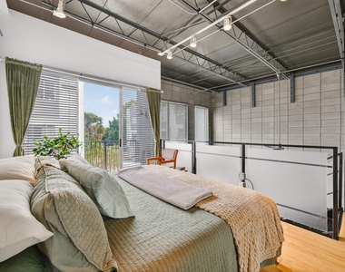 4801 S Congress Ave - Photo Thumbnail 17