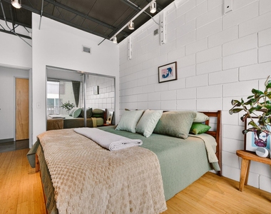 4801 S Congress Ave - Photo Thumbnail 21
